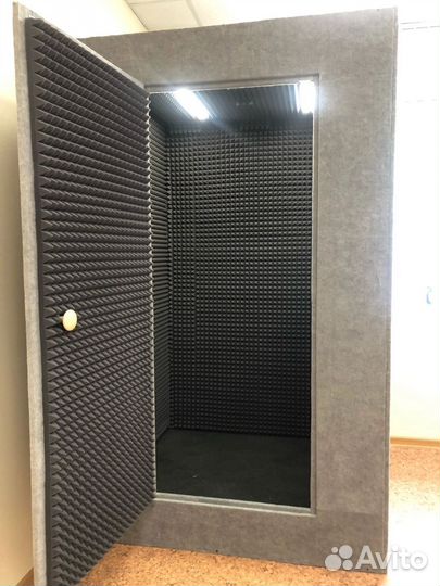 Вокальная, акустическая кабина для звукозаписи