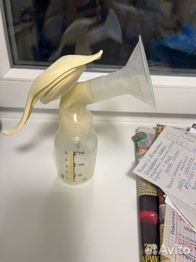 Молокоотсос medela ручной