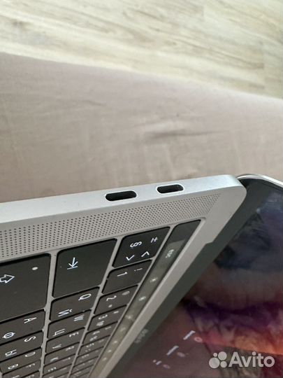 MacBock pro 13 2017 года