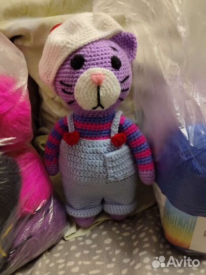 Вязаные игрушки котик