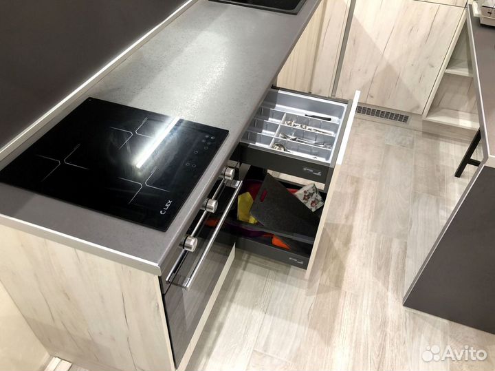 Кухонный гарнитур 