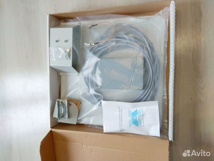 Антенна 4G ax-2520p mimo 2x2 box