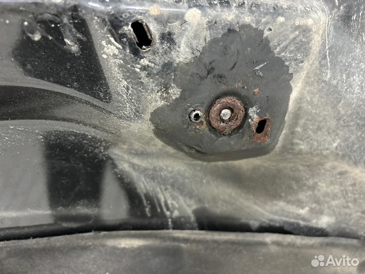 Капот BMW e83 рест