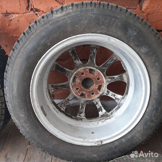 Литые диски R15 от авто лифан солано620 с резиной