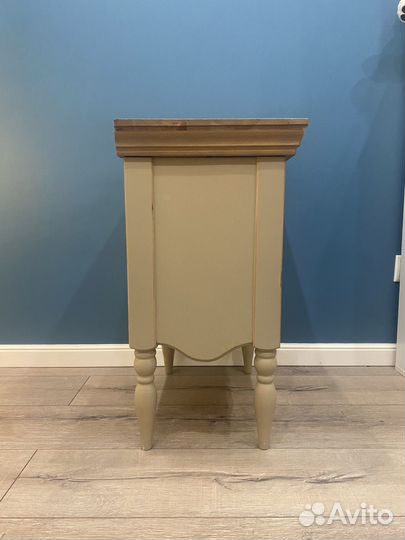 Тумба из массива