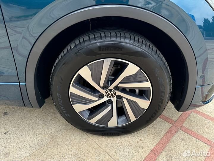 Диски оригинал Volkswagen R17 и шины