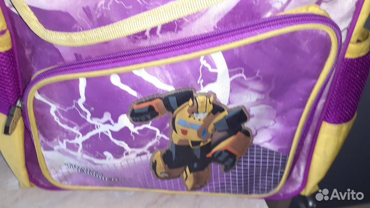 Школьный рюкзак