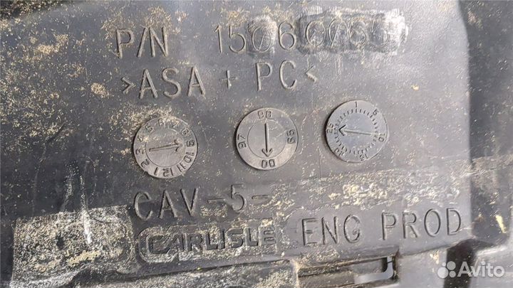 Жабо под дворники Chevrolet Tahoe, 2001