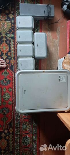 Динамики от домашнего кинотеатра