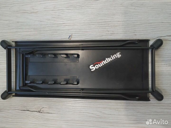 Подставка для ноги гитариста