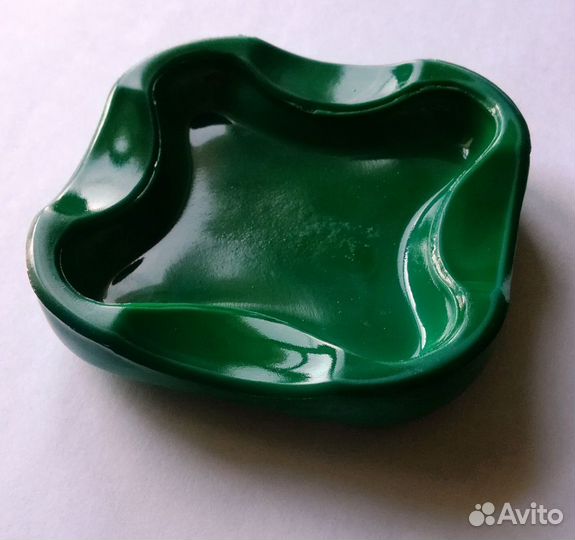 Пепельница bohemia Glass из малахитового стекла