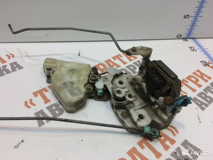 Ниссан Альмера Классик Замок передней двери Прав