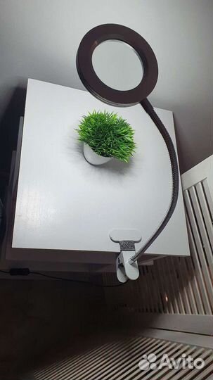 Лампа лупа настольная