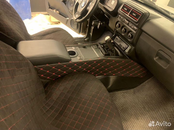 Подлокотник на Ниву