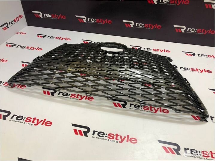 Решетка радиатора Lexus NX200 D1919