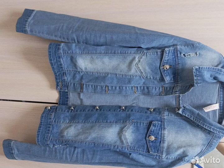 Джинсовая куртка на девочку