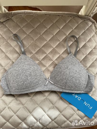 Бюстгальтер детский,новый