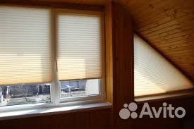 Шторы плиссе на мансардные окна