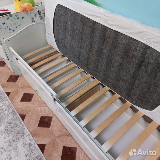 Кровать детская