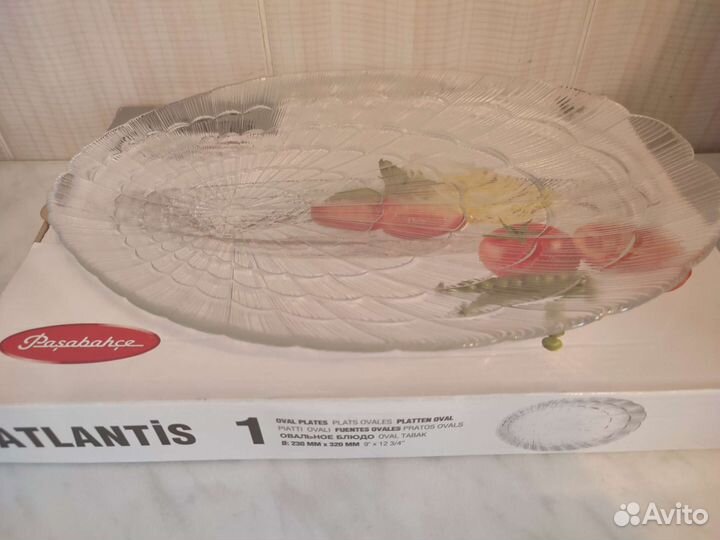 Тарелка стеклянная сервировочная