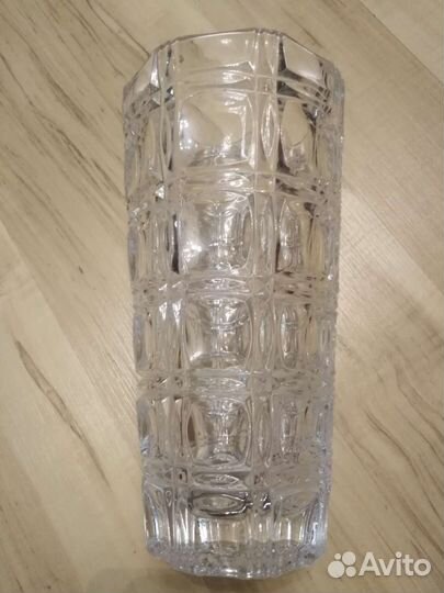 Хрустальная ваза для цветов