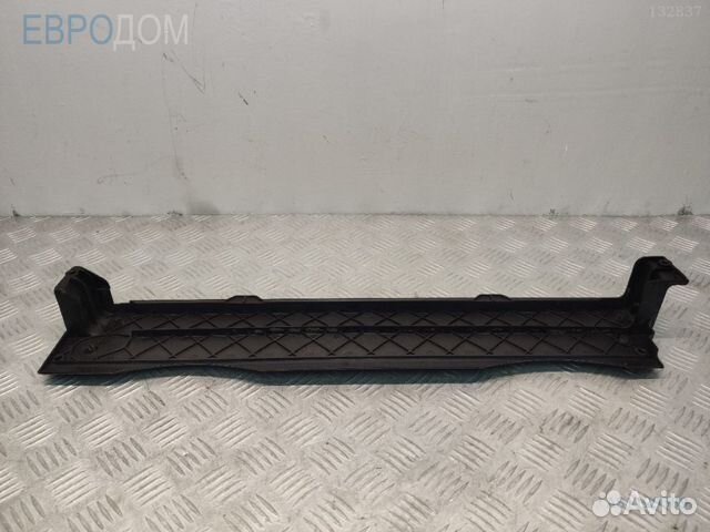 Крепление / кронштейн радиатора BMW E70 LCI