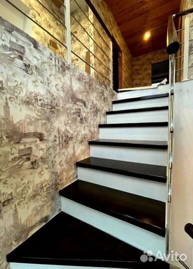 Лестница прямая на металлокаркасе