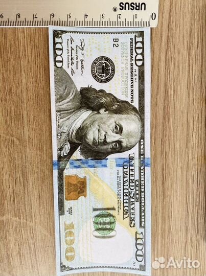 100 тыс сувенирных долларов (10 пачек)