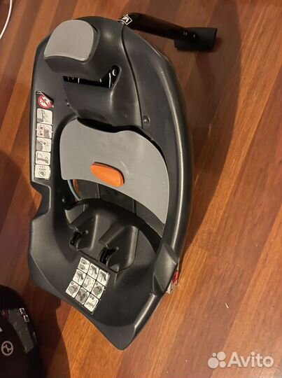 Детское автокресло Cybex Aton Q Platinum с автомоб