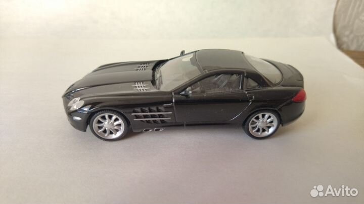 Модели 1:43 Mercedes Mclaren, Jaguar