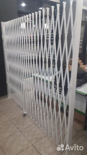 Раздвижные решетки и ширмы