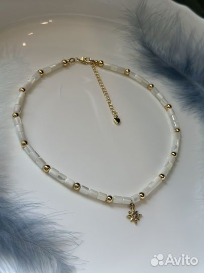 Колье чокер из натурального перламутра