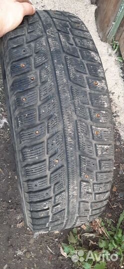 Kumho I'Zen KW22 235/65 R17 108T