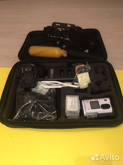 Камера sony Splashproof SteadyShot
