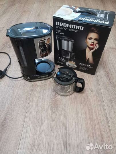 Кофеварка Redmond