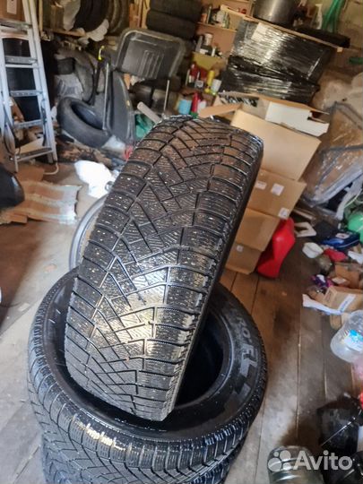 Pirelli Ice Zero 225/60 R17
