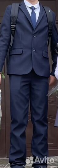 Продам костюм