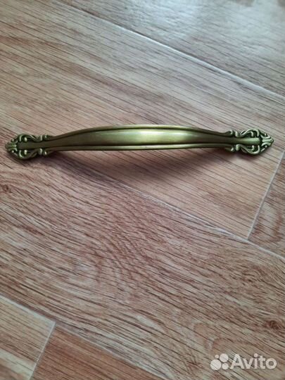 Мебельные ручки