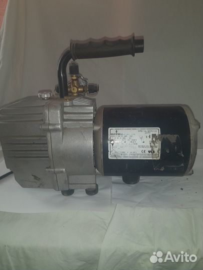 Вакуумный насос Mastercool 90065-220