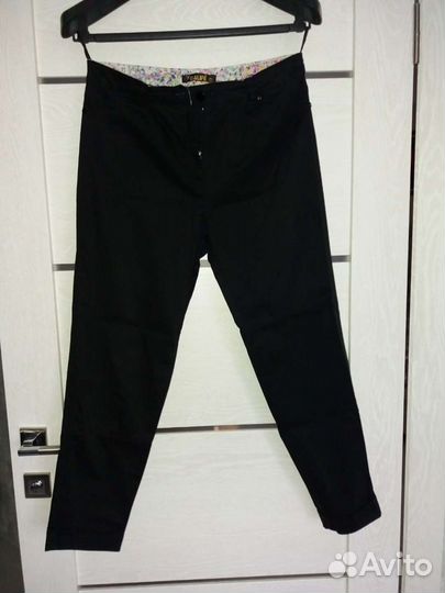 Брюки капри