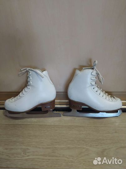Фигурные коньки risport exellence 225