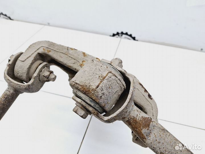 Кулак поворотный задний правый Toyota Highlander