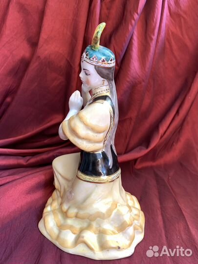 Казахский танец статуэтка дфз 1960-е годы