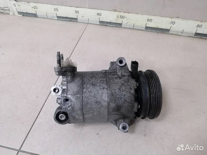 Компрессор кондиционера Ford Kuga