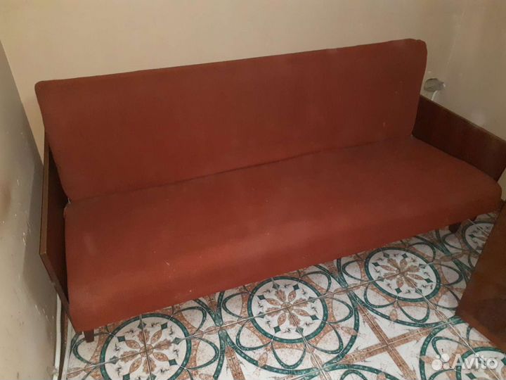 Диван книжка бу