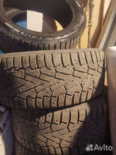 Pirelli Ice Zero 225/50 R17