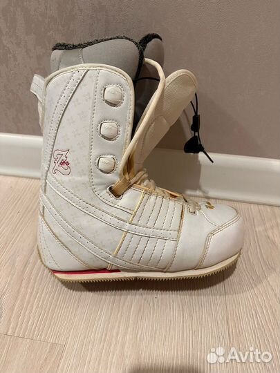 Сноубордические ботинки Head