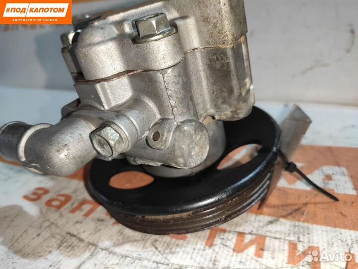 Насос гидроусилителя руля Chevrolet Cruze 96837813