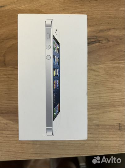 iPhone 5 Серебристый