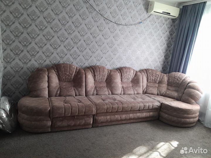 Продается угловой диван